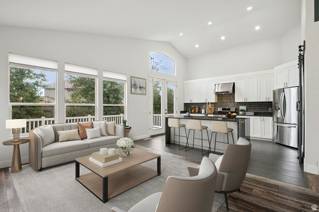 9297 S Avignon Pl
                     MLS #2110200