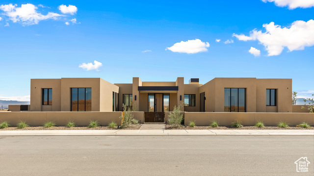 Photo 3 for MLS #2110215 at 3337 S Cottontail Way