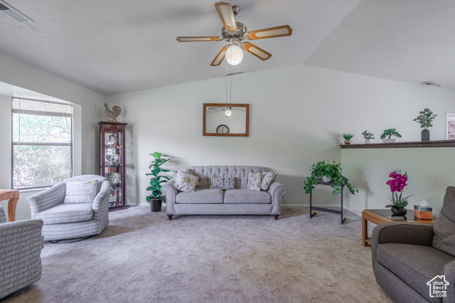 Photo 4 for MLS #2110223 at 3059 Bayberry Cir