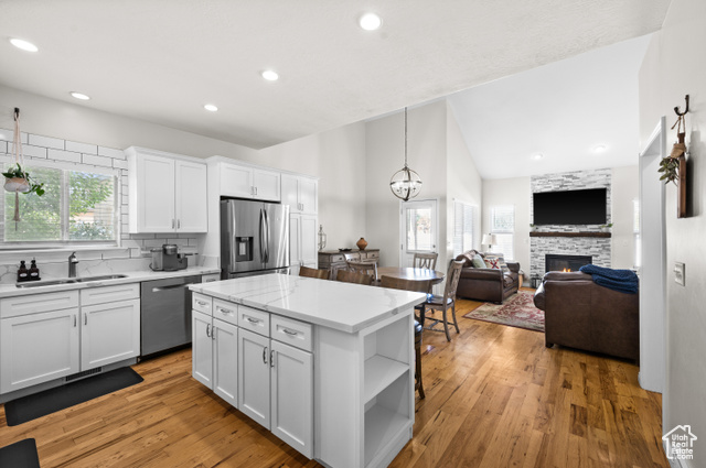 Photo 9 for MLS #2110232 at 2534 W Adelaide Dr