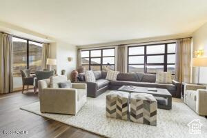 Photo 5 for MLS #2110238 at 3855 Grand Summit Dr #702Q3