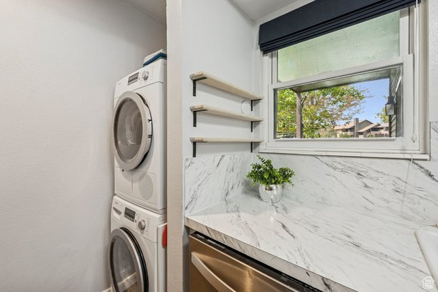 Photo 6 for MLS #2110243 at 6851 N 2200 West #10G