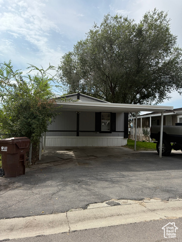 Photo 3 for MLS #2110256 at 7067 W Palomino Dr #93