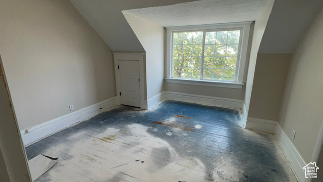 Photo 10 for MLS #2110265 at 902 24th St