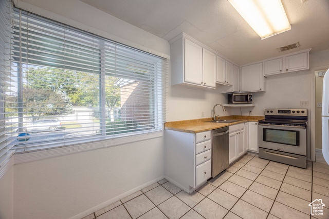 Photo 24 for MLS #2110282 at 1582 E Zenith Ave