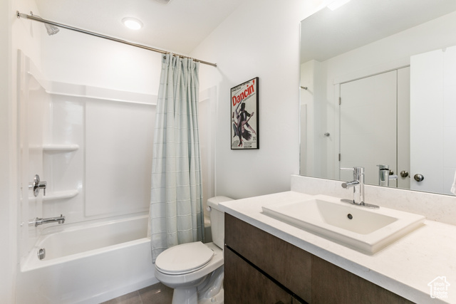 Photo 15 for MLS #2110296 at 6684 N Silver Creek Dr #16