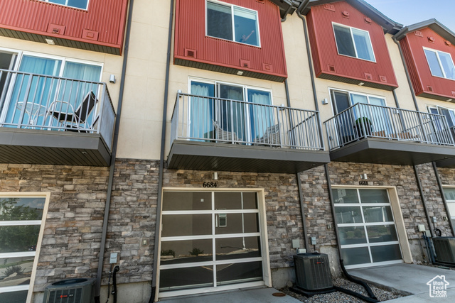 Photo 18 for MLS #2110296 at 6684 N Silver Creek Dr #16