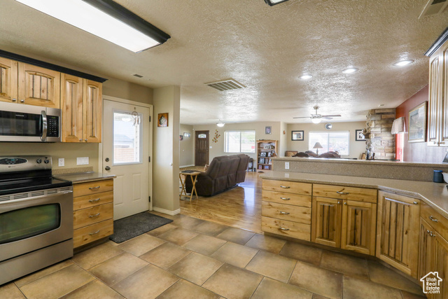 Photo 7 for MLS #2110307 at 4731 Quickdraw Ln