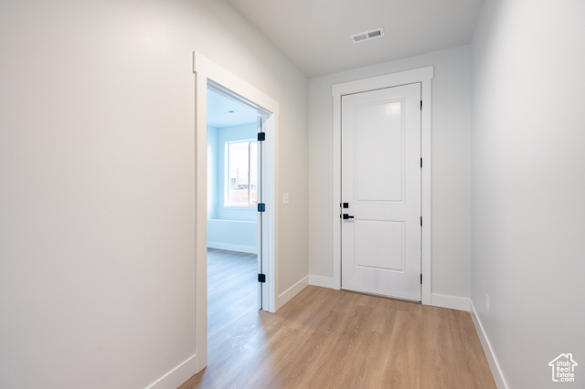 Photo 3 for MLS #2110313 at 1616 W 3125 North #7