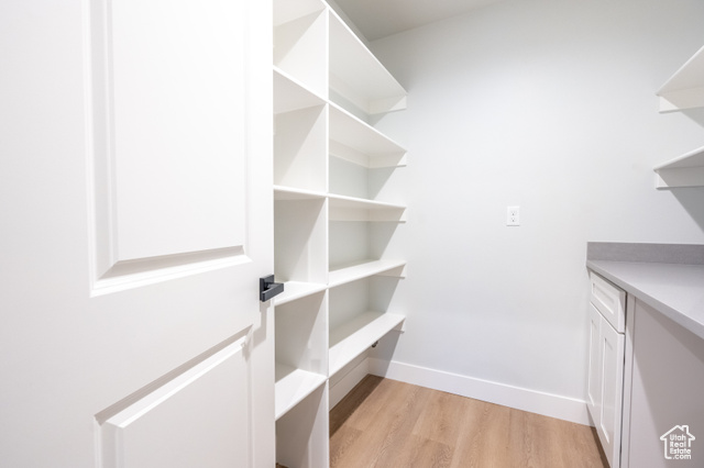 Photo 6 for MLS #2110313 at 1616 W 3125 North #7