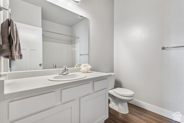 Photo 15 for MLS #2110342 at 1834 W Newcastle Ln #201
