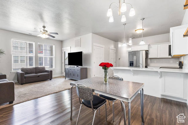 Photo 8 for MLS #2110342 at 1834 W Newcastle Ln #201