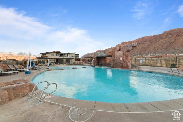 Photo 36 for MLS #2110349 at 2331 Mesa Rd #D-12