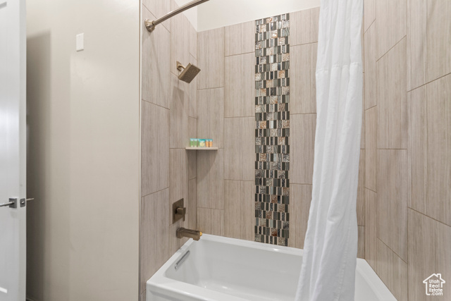 Photo 16 for MLS #2110349 at 2331 Mesa Rd #D-12