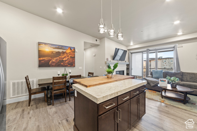 Photo 8 for MLS #2110349 at 2331 Mesa Rd #D-12
