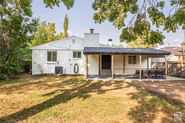 Photo 28 for MLS #2110360 at 1220 S Redwood Dr
