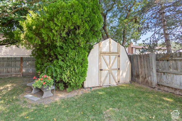 Photo 45 for MLS #2110364 at 5495 S White Springs Dr