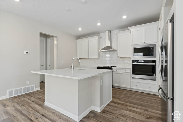 Photo 10 for MLS #2110386 at 6189 W Stone Mount Way #591