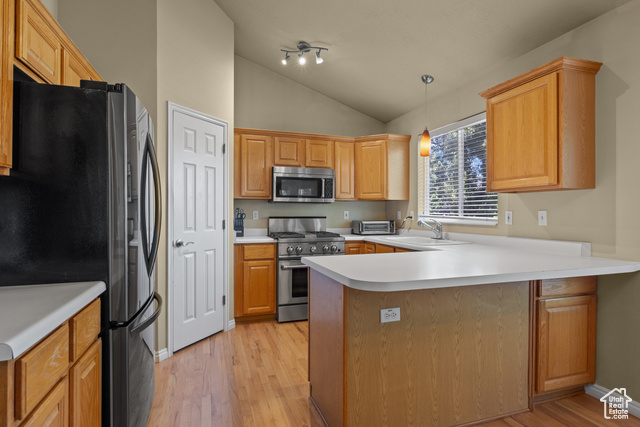 Photo 9 for MLS #2110389 at 619 E 5400 South