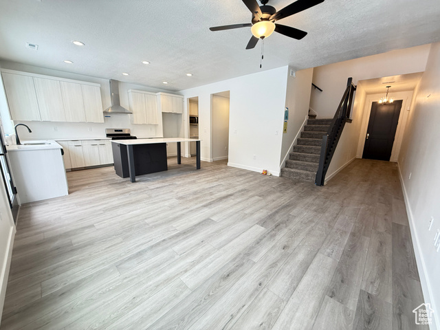 Photo 5 for MLS #2110392 at 4618 W 3725 South #233