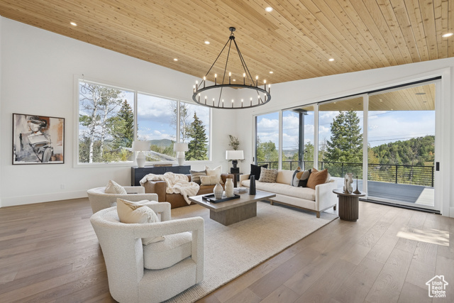 Photo 8 for MLS #2110403 at 8735 Northcove Dr