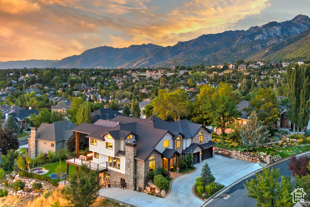 Photo 3 for MLS #2110426 at 2373 E Bear Hills Cir