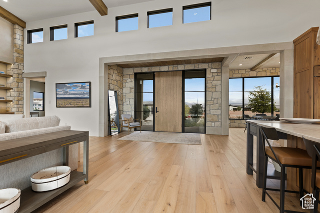 Photo 12 for MLS #2110450 at 41 N Westgate Hills Dr #50