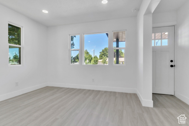 Photo 9 for MLS #2110466 at 9593 S 700 East
