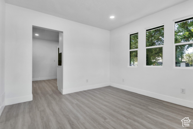 Photo 8 for MLS #2110466 at 9593 S 700 East