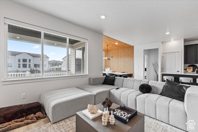 Photo 6 for MLS #2110492 at 2514 N Geranium Dr #247