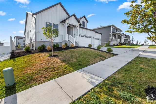 Photo 3 for MLS #2110492 at 2514 N Geranium Dr #247