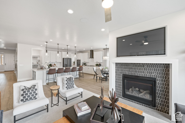 Photo 7 for MLS #2110513 at 1026 S 3170 East