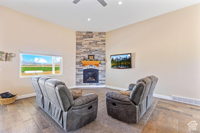 Photo 5 for MLS #2110524 at 19502 S Olson Rd