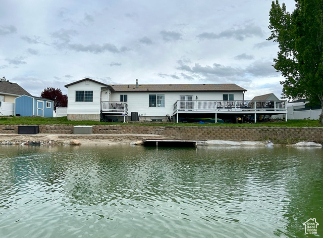 MLS #2110528 - 173 N Lakeview