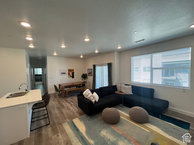 MLS #2110543 - 5801 S Garnet Dr #2-304