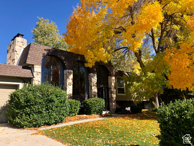 3411 E ENCHANTED VIEW DR, Cottonwood Heights UT 84121