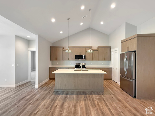Photo 6 for MLS #2110558 at 488 N 700 West