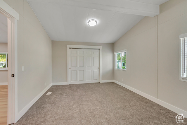 Photo 11 for MLS #2110610 at 562 Lancelot #60