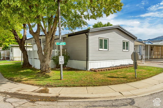 Photo 21 for MLS #2110610 at 562 Lancelot #60