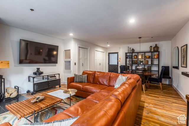Photo 13 for MLS #2110641 at 429 Saddle View Way #29