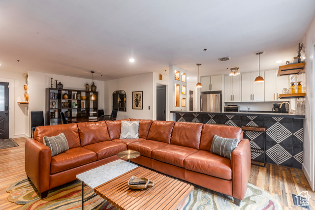 Photo 6 for MLS #2110641 at 429 Saddle View Way #29