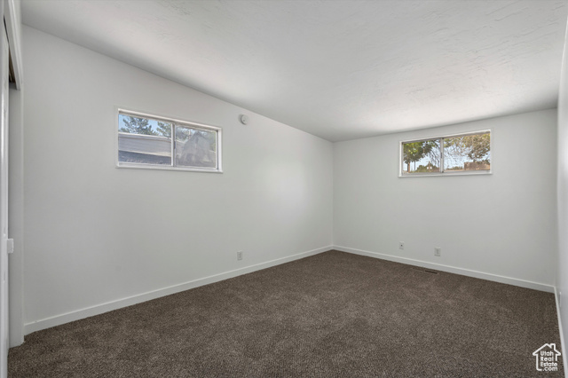 Photo 12 for MLS #2110645 at 1456 Scott Cir