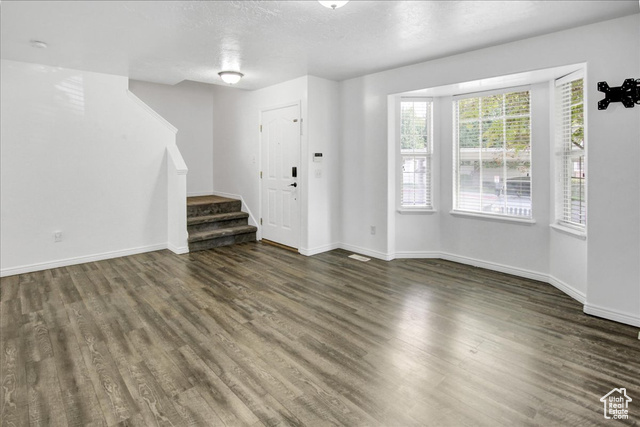 Photo 3 for MLS #2110653 at 54 S 750 East