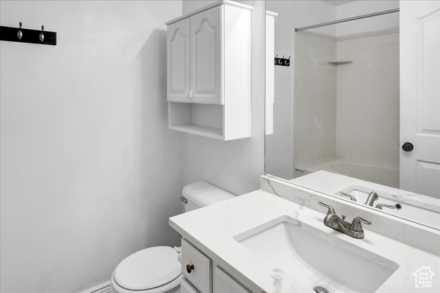 Photo 16 for MLS #2110653 at 54 S 750 East