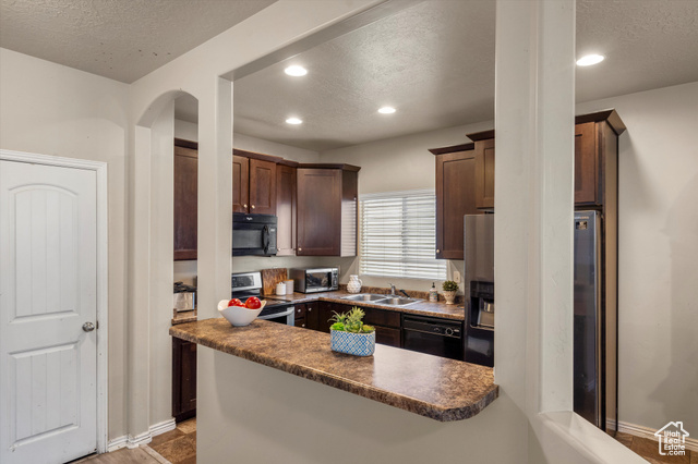 Photo 7 for MLS #2110665 at 1573 W Kinloch Way