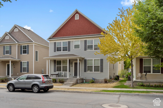 Photo 2 for MLS #2110665 at 1573 W Kinloch Way