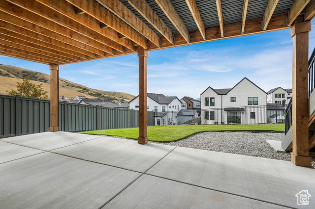 Photo 36 for MLS #2110667 at 1817 W Bad Rock Cir