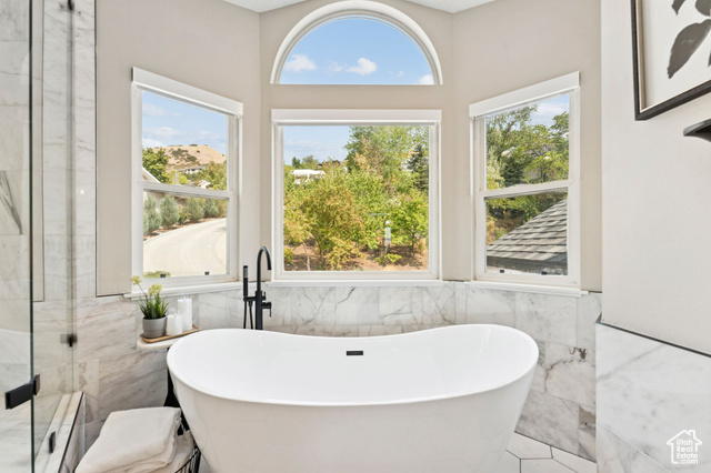 Photo 34 for MLS #2110679 at 2428 S Scenic Dr