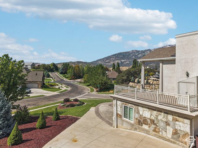 Photo 9 for MLS #2110685 at 710 Ridge Crest Ct