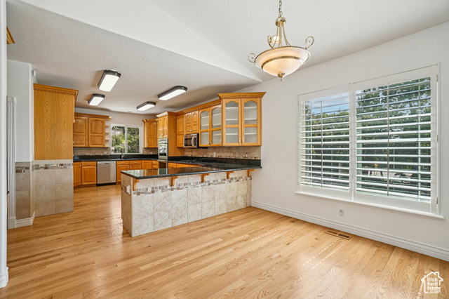 Photo 21 for MLS #2110685 at 710 Ridge Crest Ct